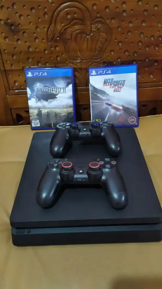 Ps4 Slim 1Tb CUH-2218B Original