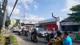 Disewakan 1 Lantai Ruko Baru 4 Pintu