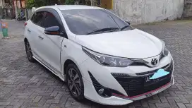 Yaris TRDS 2019 AT Putih