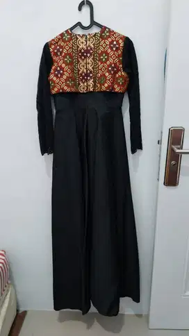 Pakaian Pesta Wanita dan Pria Motif Songket Asli/ Sepasang (Baru)