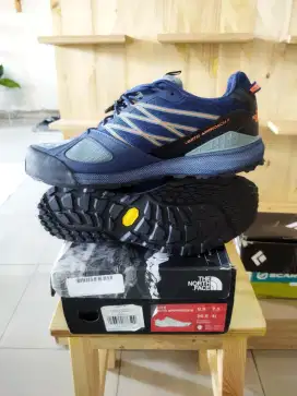 The North Face Mens Verto Approach II Sepatu Gunung TNF ORIGINAL