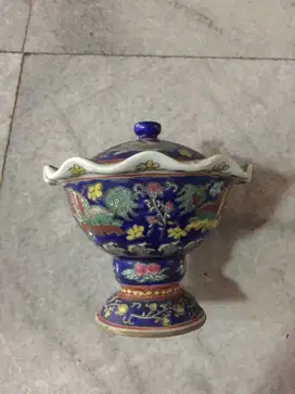Mangkok motif antik