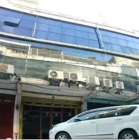 DIJUAL Ruko Siap Pakai 3,5 lantai tawar sampai deal