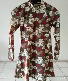 Baju Renang tangan panjang merk Lasona