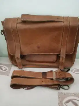 Tas Pria Kuno merk Levis ori