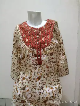 Atasan blus wanita 50 Pcs