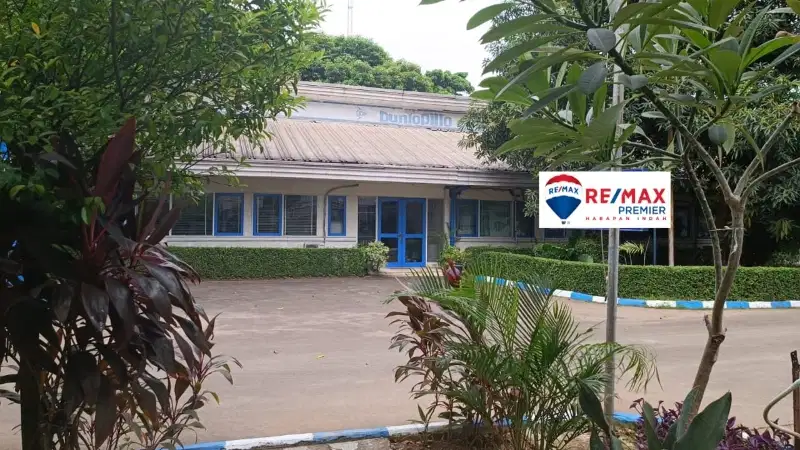 Di jual tanah bonus gudang masih bagus di bekasi