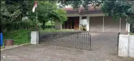 Dijual rumah Villa Duta tanah luas