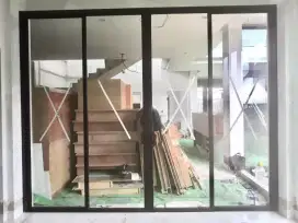 Pintu kaca lipat dan pintu kaca sleding