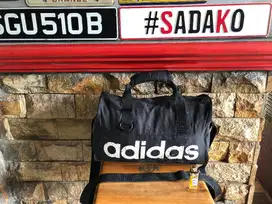 Tas selempang adidas