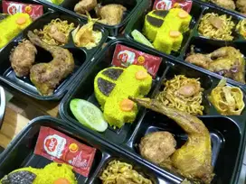 NASI KUNING KARAKTER DI CIMAHI