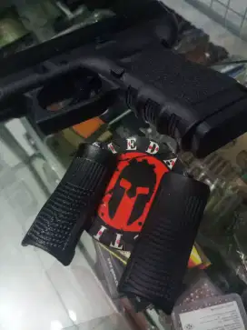 Tutup CO2 Grip Glock (MEDAN TACTICAL STORE)