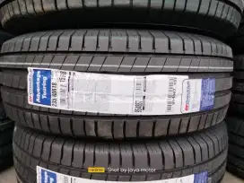 Ban bfgoodrich adv touring 235 60 18