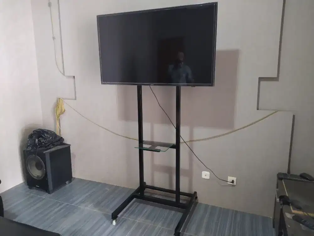 Bracket / breket / braket TV standing swivel