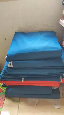 Terpal atap tenda
