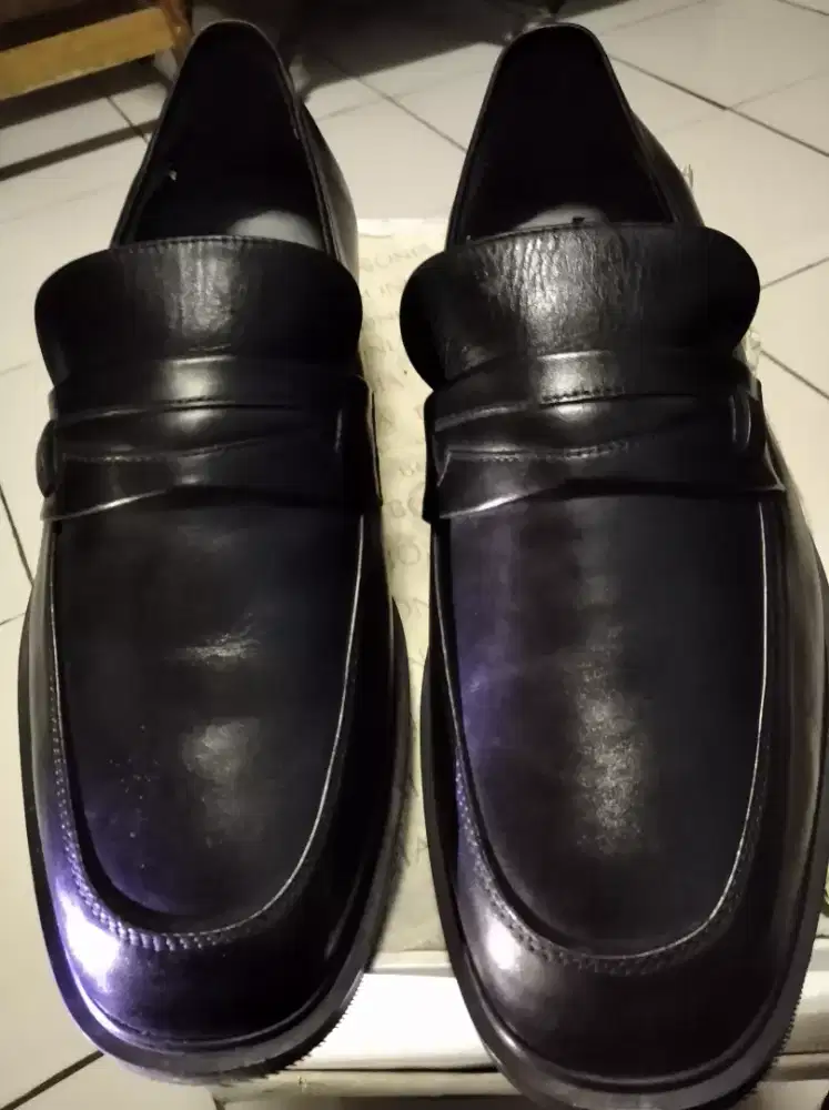 Sepatu Bonia size 42