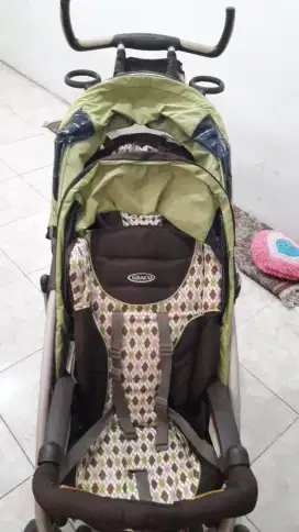 Stroller kembar