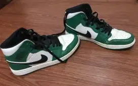 Nike air Jordan 1 pine green size 42 kulit nenek asli lembut