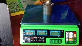 Timbanga buah 35 kg ada tera digital untuk laundry