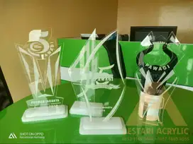 Huruf Timbul//Papan Nama//Neon Box//Reklame//Akrilik//Murah