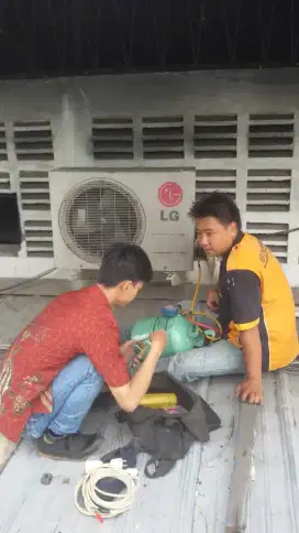 Jasa service ac,kulkas,freezer mesin cuci dan lain nya area semarang