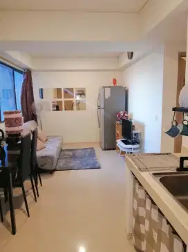 Sewa Apartemen Meikarta tower Riverlake