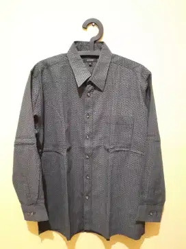 Kemeja Hitam Motif