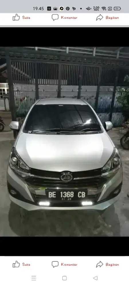 Mobil Ayla dijual type R