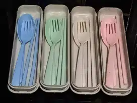 1 Set Alat Makan