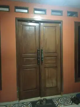 pintu kayu kamper samarinda bekas paket murah + kusen free loster