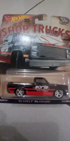 Hot Wheels Die Cast CHEVY SILVERADO-BORJA, metal, trucks, chat via WA