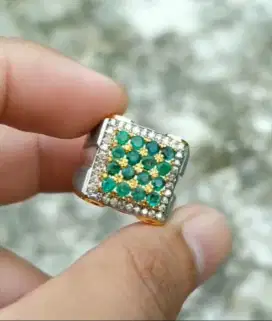 (Cincin Berlian dengan Zamrud Mewah Murah)