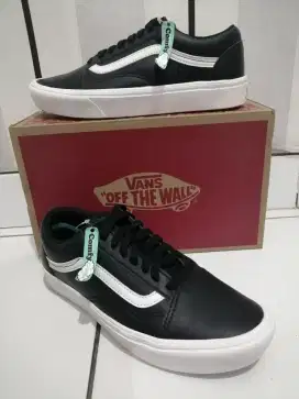 Vans Comfycush Old Skul Size 40.5 Original