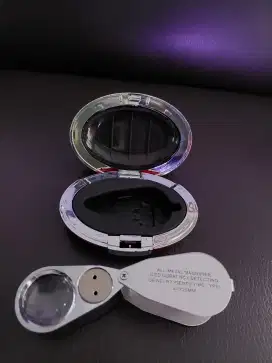 Loupe magnifier