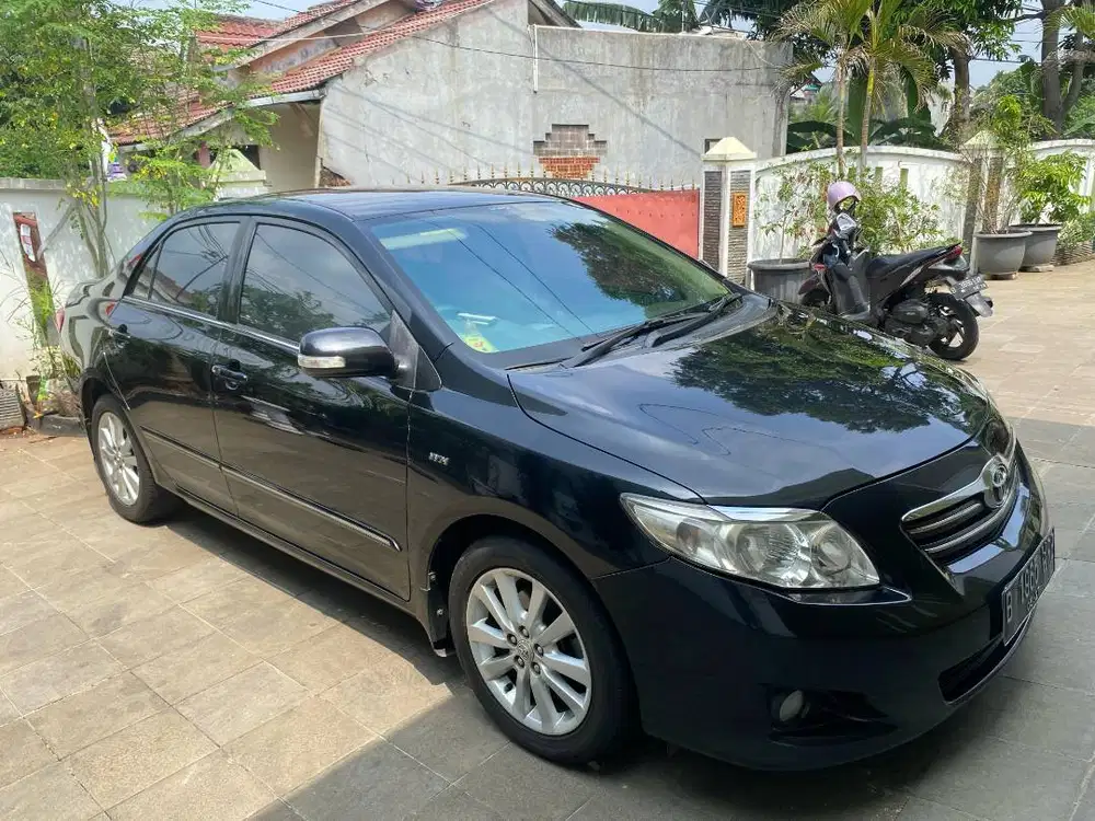Jual Corolla Altis 1.8G A/T Tahun 2010