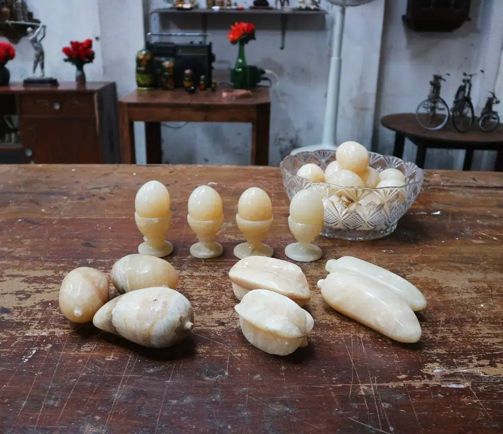 Hiasan/Hiasan Batu Onyx Motif Buah dan Telur