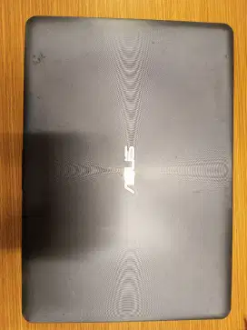 Asus Vivobook A442U I7