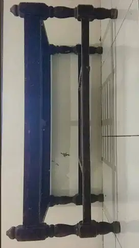 Meja Kaca Serbaguna