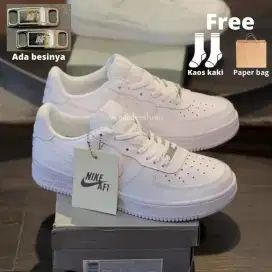 PROMO SEPATU PRIA DAN WANITA NKE FORCE ONE