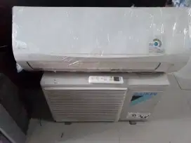TUKAR TAMBAH AC DAIKIN THAI  second 1/2-1PK isi freon baru + PASANG