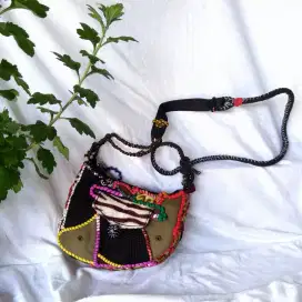 LIMITED EDITION! Dijual Tas Selempang Wanita ASIMETRIS BERSULAM TIMBUL