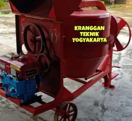 (KRANGGAN TEKNIK)molen pengaduk semen pake disel solar 8 pk mixer cor