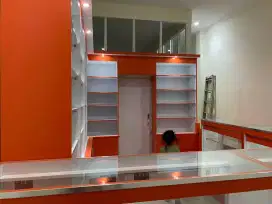 ETALASE&RAK DISPLAY OBAT ORDER CUSTOM SURVAI LANGSUNG KE TEMPAT ANDA