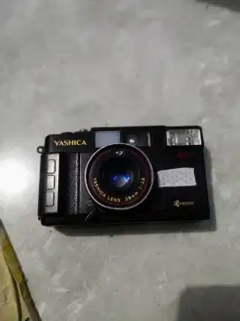 Kamera jadul yashica MF-2 super perlu servis