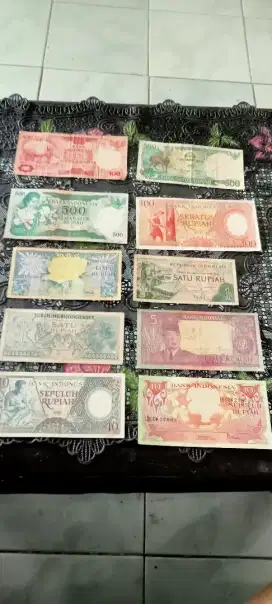 Uang kertas kuno asli Indonesia kondisi mulus