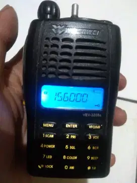 Dijual hnya unit HT Weirwei VEV 3288S , VHF .