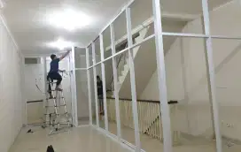 Tukang  pintu kaca dan partisi