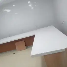 SOLID SURFACE UNTUK MEJA LAB