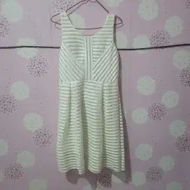 PRELOVE DRESS PUTIH