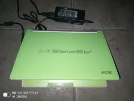 Netbook Acer Aspire One Happy N55D